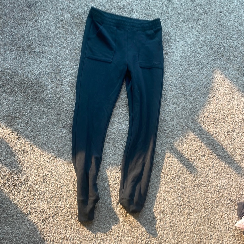 Hollister black Small sweatpants, two pockets in the front with logo